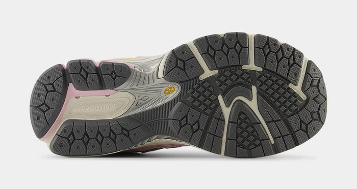 1906R Grade School Running Shoes (Rose Sugar/Ice White)