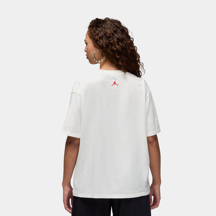 40th Anniversary Graphic Womens Short Sleeve Shirt (Beige/Red)