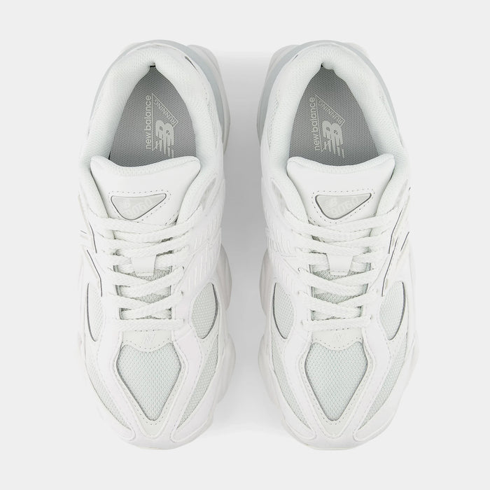 9060 Grade School Lifestyle Shoes (White/Reflection)
