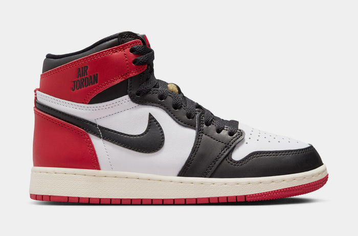Air Jordan 1 Retro High OG Black Toe Grade School Lifestyle Shoes (White/Black/Varsity Red/Sail)