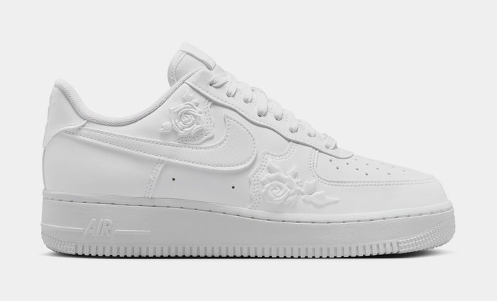 Air Force 1 '07 Low White Roses Womens Lifestyle Shoes (White)