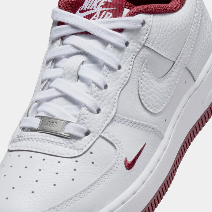 Air Force 1 LV8 Grade School Basketball Shoes (White/Team Red)