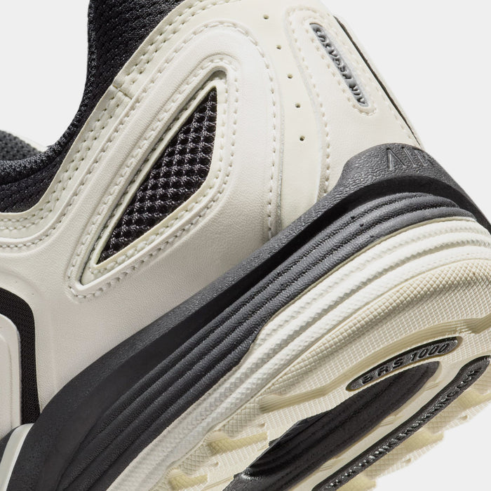 Air Pegasus 2005 Mens Running Shoes (Pale Ivory/Metallic Silver/Coconut Milk/Black)