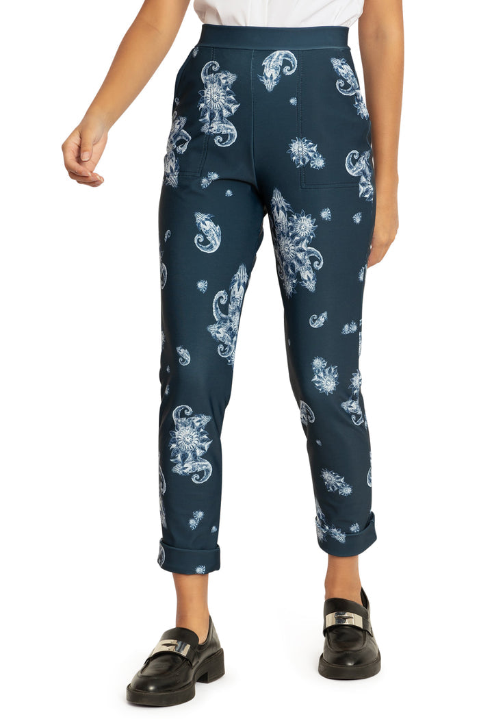 BlackMilk Clothing x Dungeons & Dragons - Baldur's Bouquet Cuffed Pants - Dungeons & Dragons Merchandise - Collaboration apparel - Licenced.