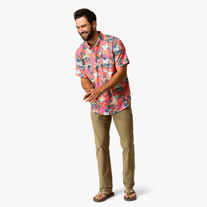 Conch $Model is 6'0" 182lbs Size M$