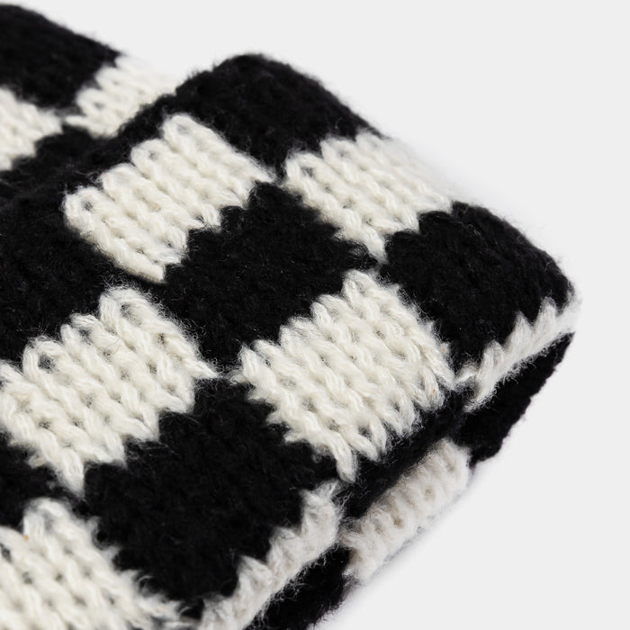 Checkered Knit Beanie Mens Hat (Black/White)