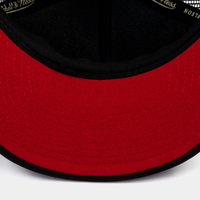Chicago Bulls Billboard Trucker Mens Hats (Black)