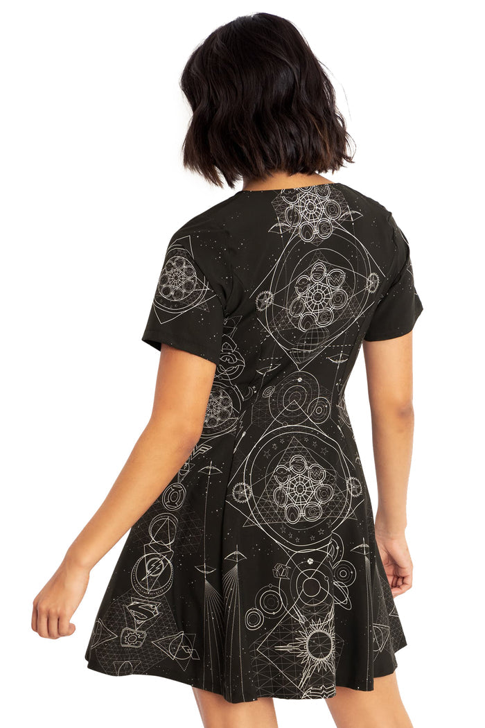 BlackMilk Clothing x Warner Brothers DC - DC Ometry Evil V Dress - Warner Bros. Merchandise - Collaboration apparel - Licenced.