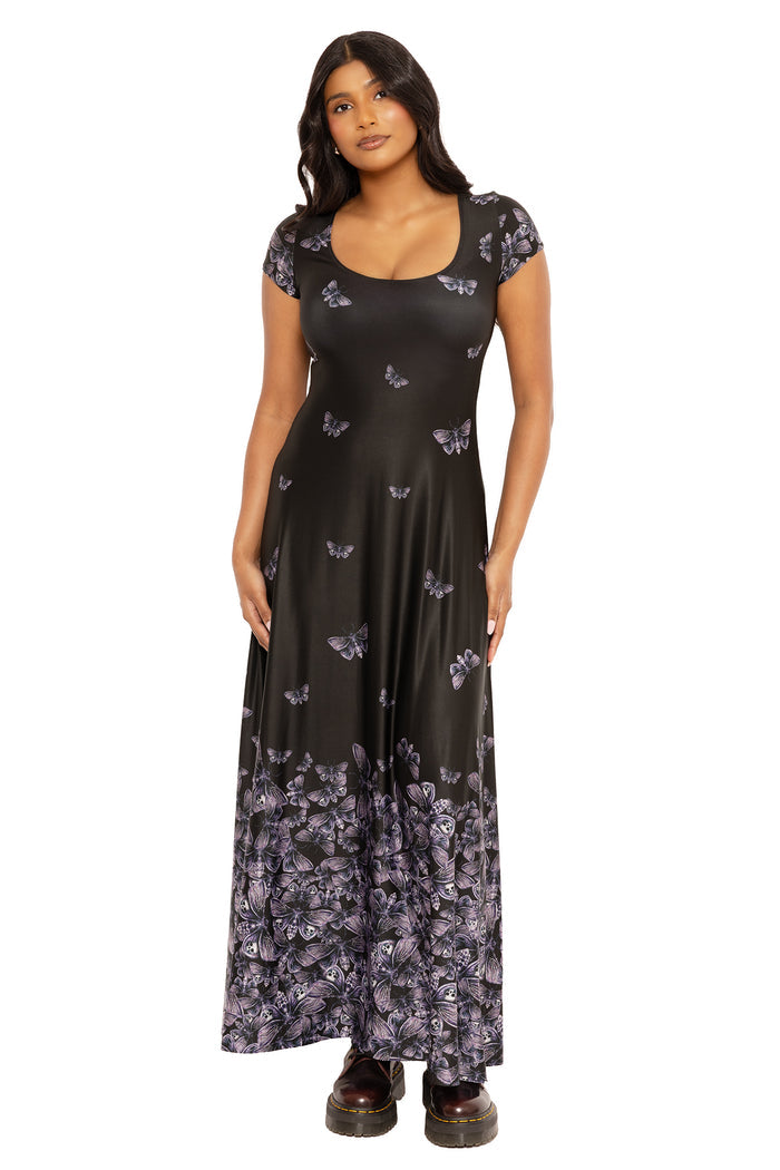 Gothic moth print maxi dress with elegant cap sleeves, combining comfort and style for witchy wardrobes, events, dinners and everyday sophistication.