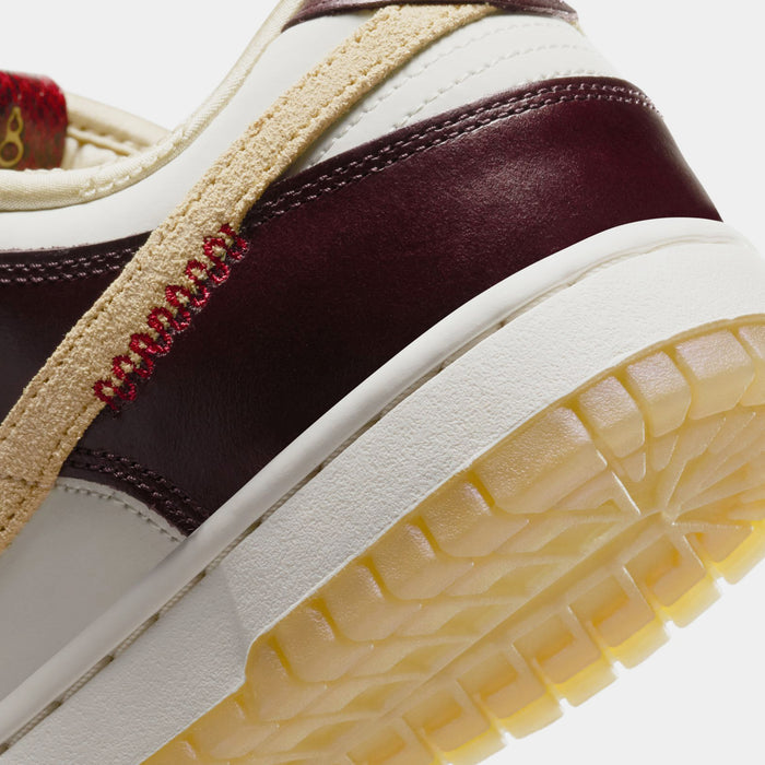Dunk Low LX Womens Basketball Shoes (Brown/Beige)