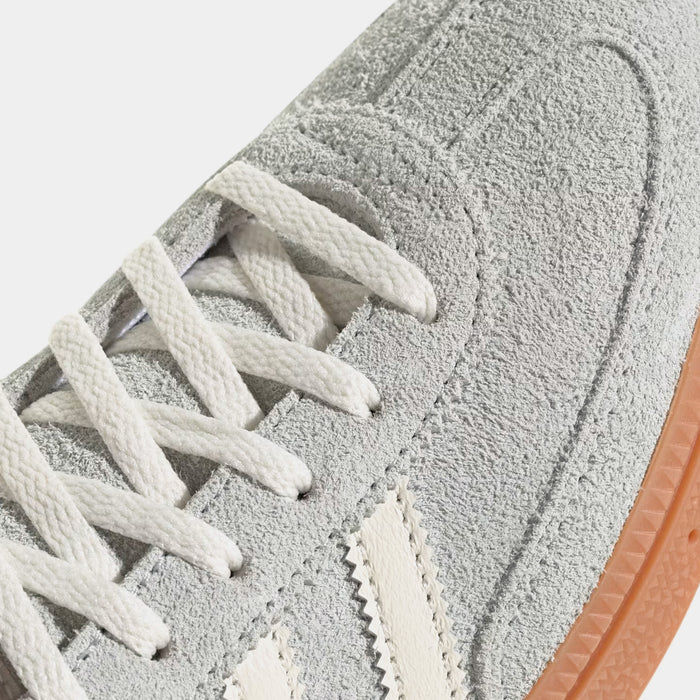 Handball Spezial Womens Lifestyle Shoes (Wonder Silver/Off White/Gum)