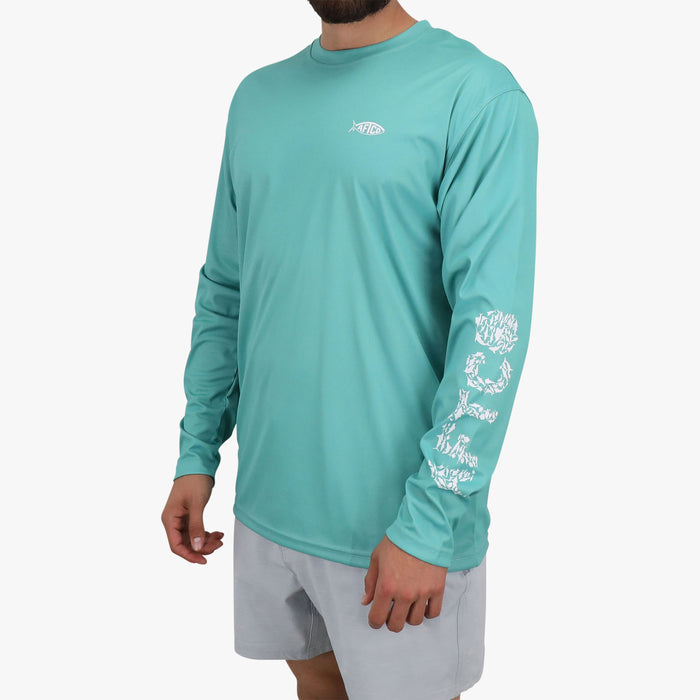 Agate, Sky Blue $Model is 5'10" 170lbs Size L$