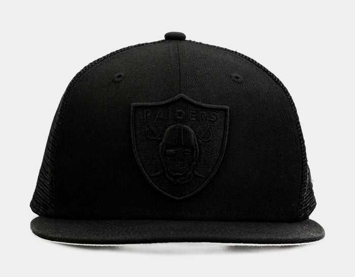 Las Vegas Raiders Blackout 9Fifty Trucker Mens Hat (Black)