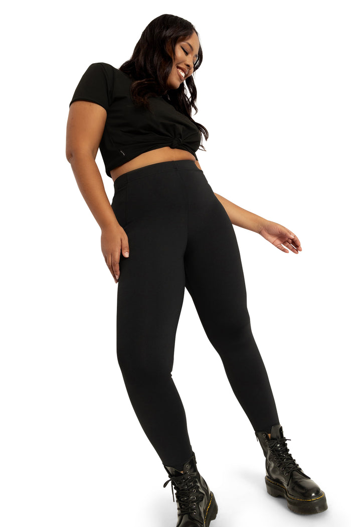 BlackMilk Clothing - Black Matte High Waisted Pocket Leggings