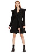 Silhouettes Black Coat
