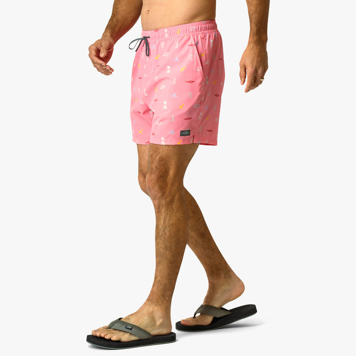 Conch $Model is 6'0" 182lbs Size M$