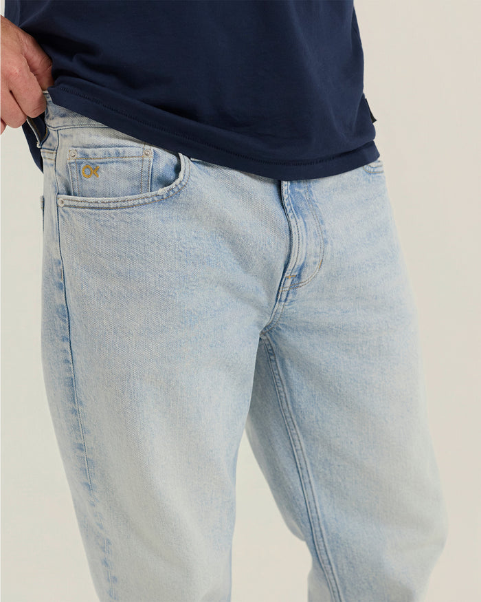 The Traveler Straight Jean