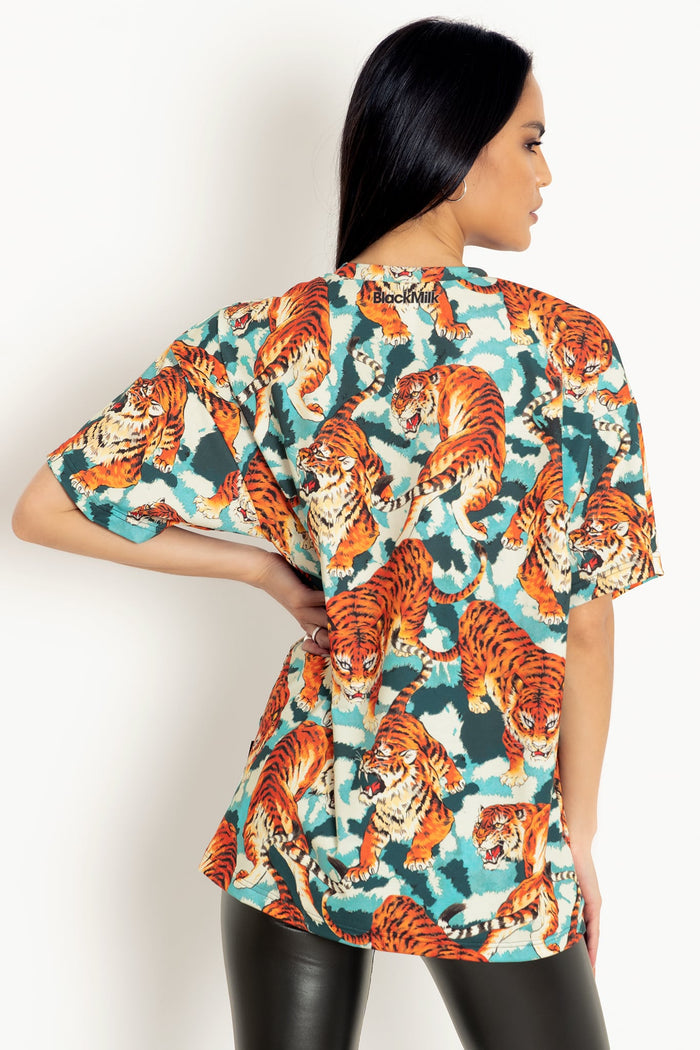 Tiger Planet Big Tee