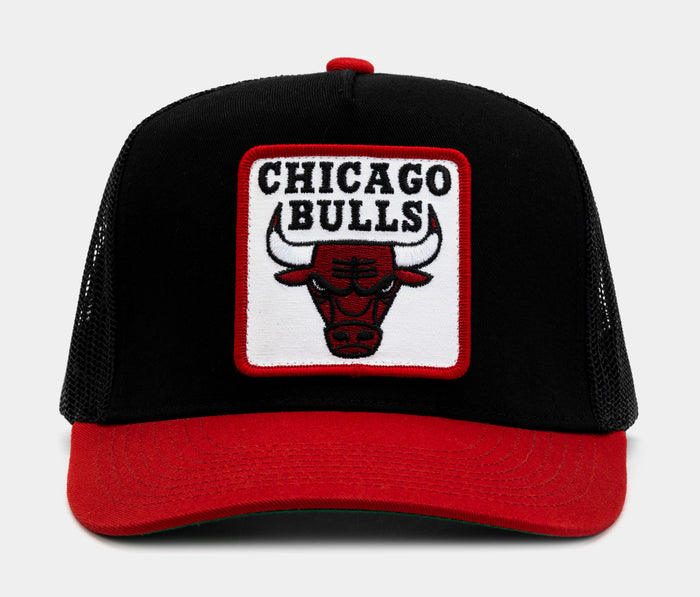 Truck It Chicago Bulls Trucker Mens Hat (Black/Red)