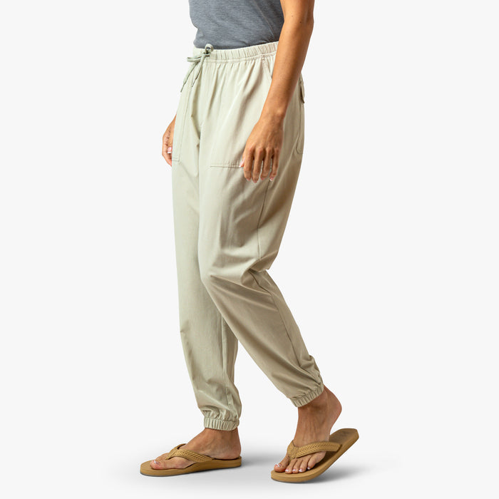 Pelican Heather $Model is 5'7" Size M$